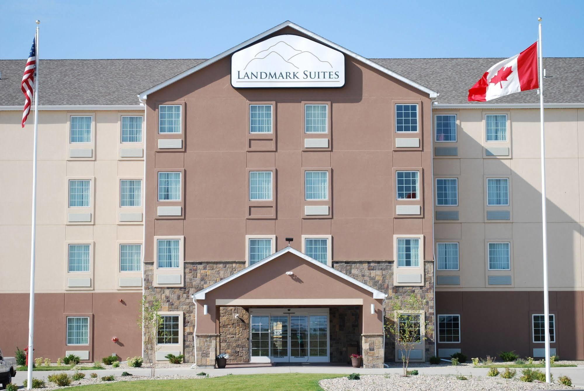 Landmark Suites - Williston Exterior photo
